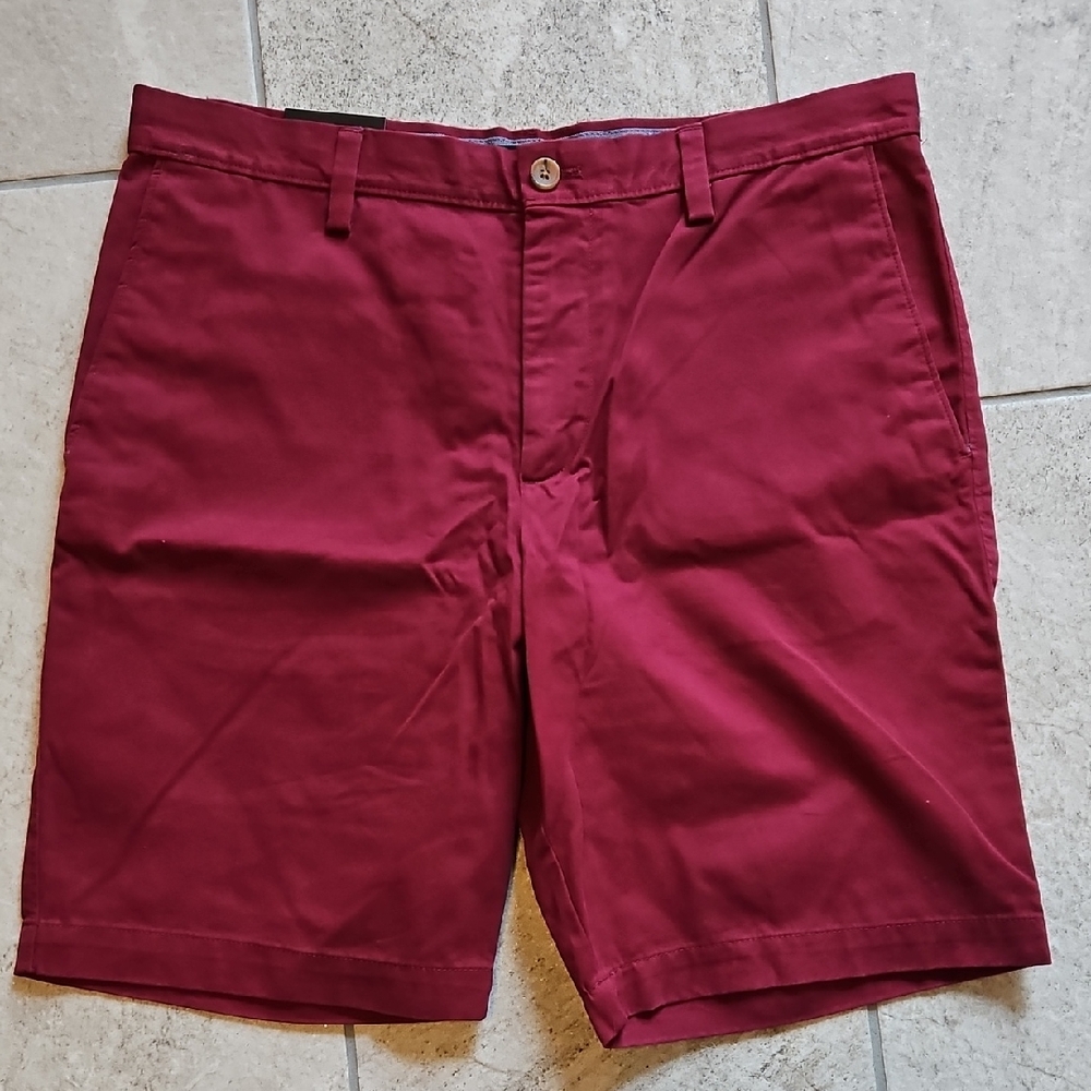 Banana Republic Men's Dark Red Flat Front Shorts